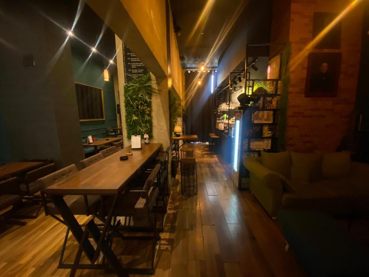 Fg Boutique Hostel Sarajevo Exterior photo